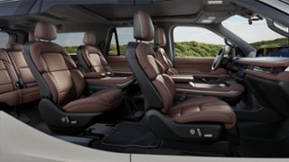2025 Lincoln Lincoln Navigator Internal Image 1